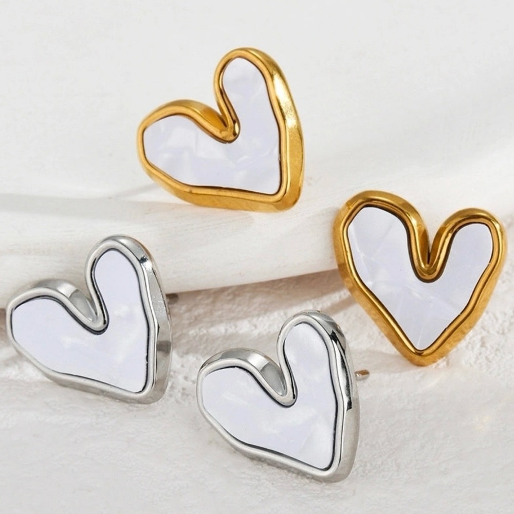 Gold or Silver Heart Earrings
